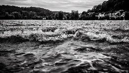 Symbolbild Hochwasser (AI) © freepik