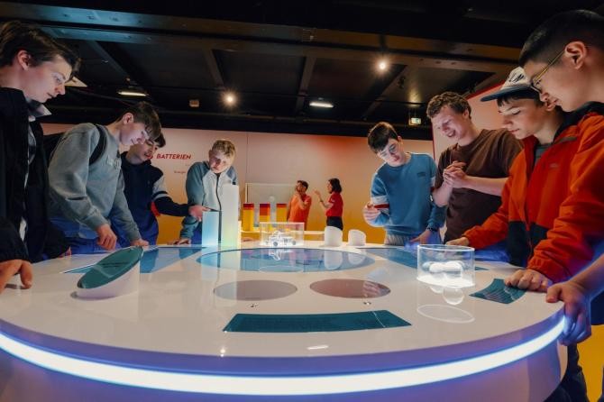 MS Wissenschaft MS Wissenschaft