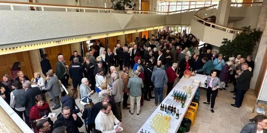 80653a7f-f8d3-4415-8f60-3fe3f7798cca