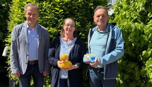 Spendenübergabe Sonnensegel Spendenübergabe Sonnensegel