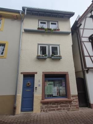 Saniertes Reihenendhaus Saniertes Reihenendhaus