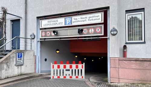 Sperrung Tiefgarage Leopoldsplatz Sperrung Tiefgarage Leopoldsplatz